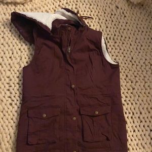 Market & Spruce Jahana Shearling lined cargo vest